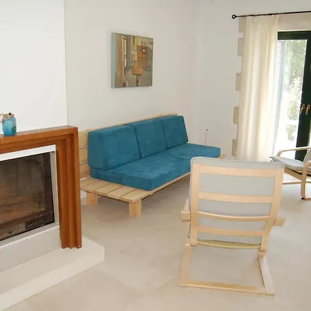 Vrondos Apartment *